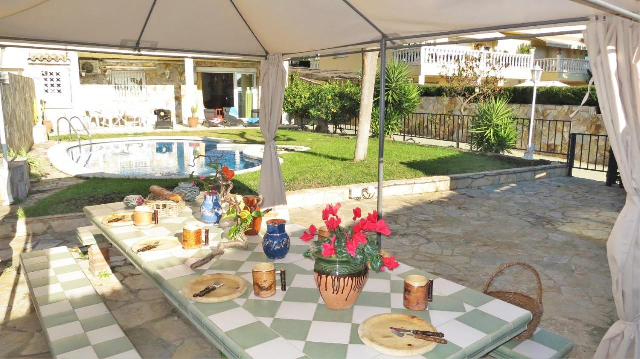 Villa Carolina Mataró Екстериор снимка